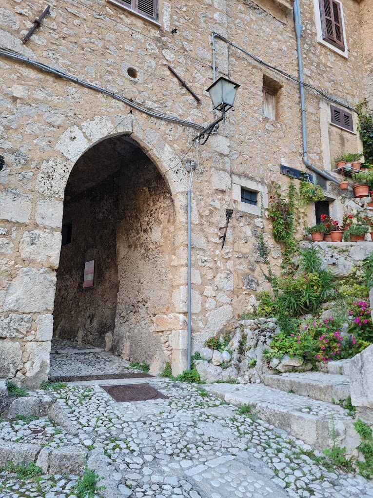 Arco di San Donato 3